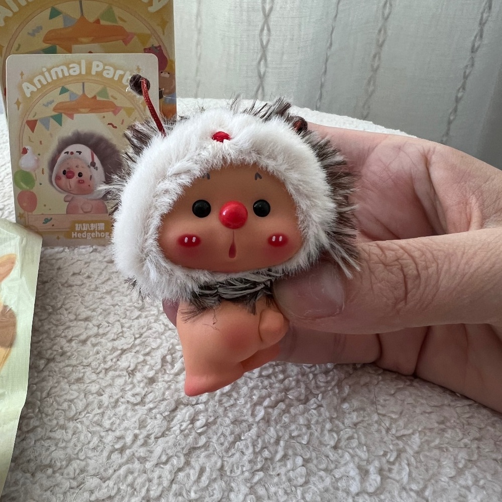 JATOYS Animal Party Blind Box Figure – Hedgehog